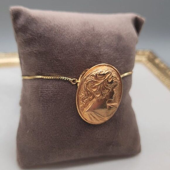 UNBRANDED Gold Toned Bracelet - Picture 2 of 7